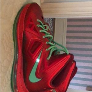 Lebron 10 Christmas